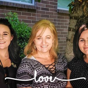 Meet your Posher, Leslie